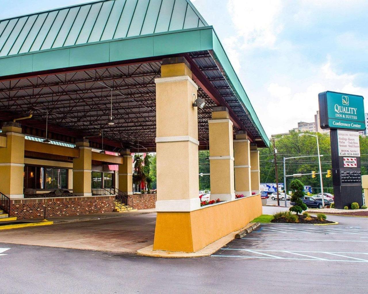 Wilkes-Barre Inn & Suites Exterior photo